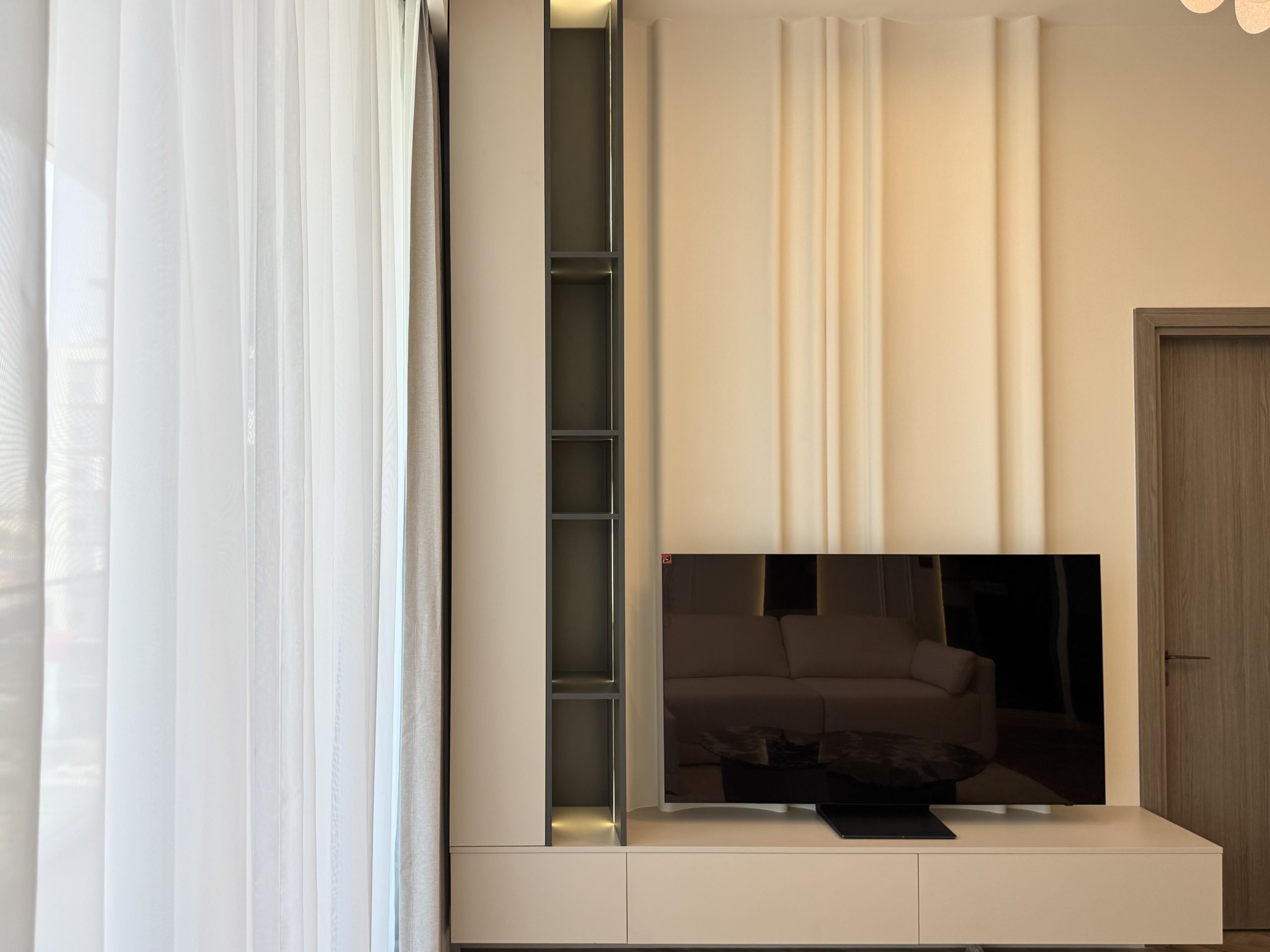 Oxford Gardens Apartment