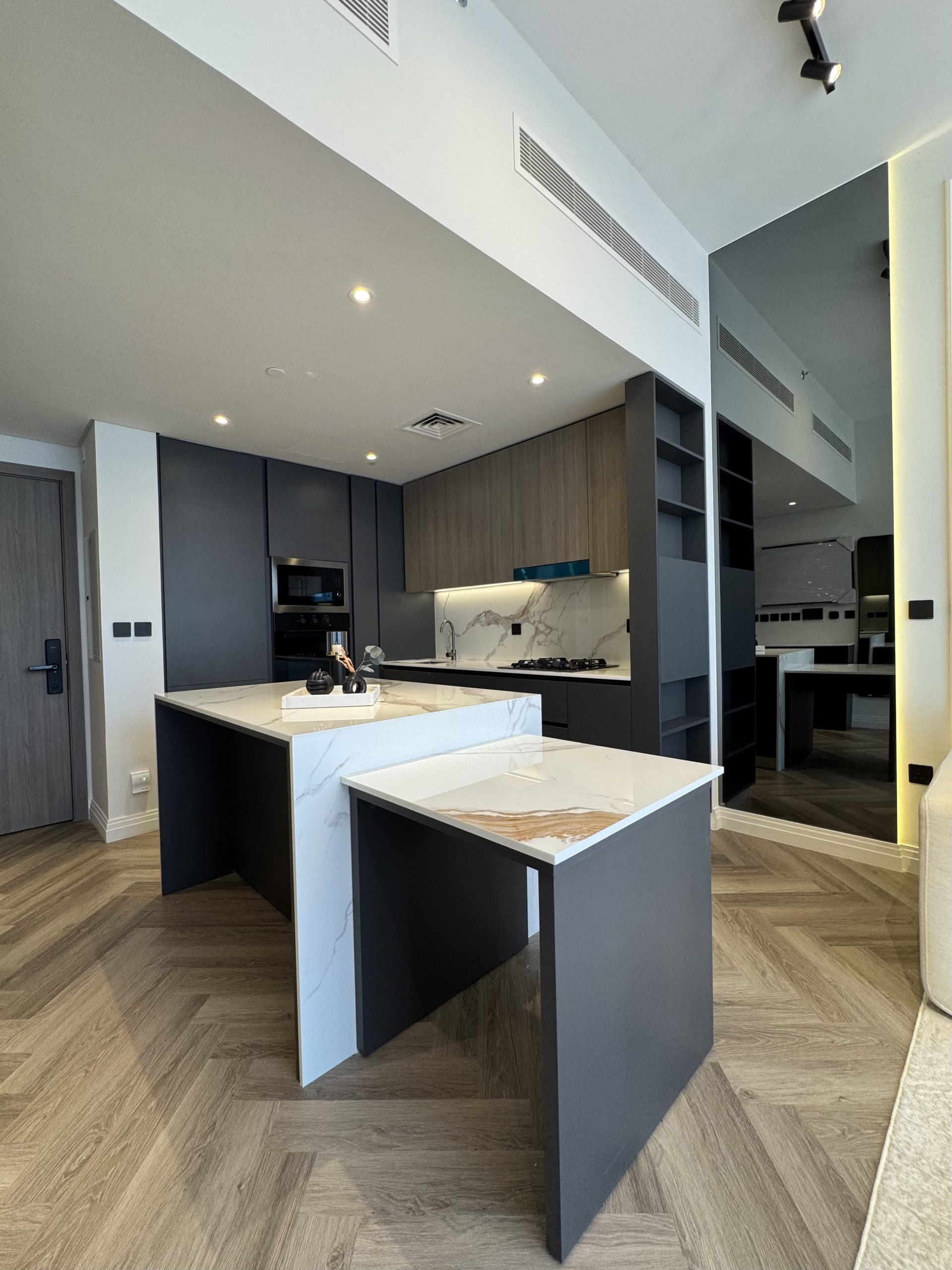 Oxford Gardens Apartment